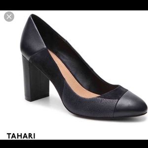 Black Tahari heels